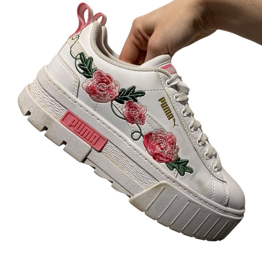 PUMA Mayze Floral Embroidery Women’s Athletic Sneakers